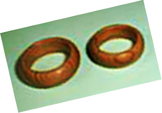 Fingerringe aus Holz Der Fingerring aus Material das lebt.